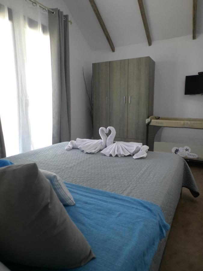 Armonia Apartment Potos Esterno foto