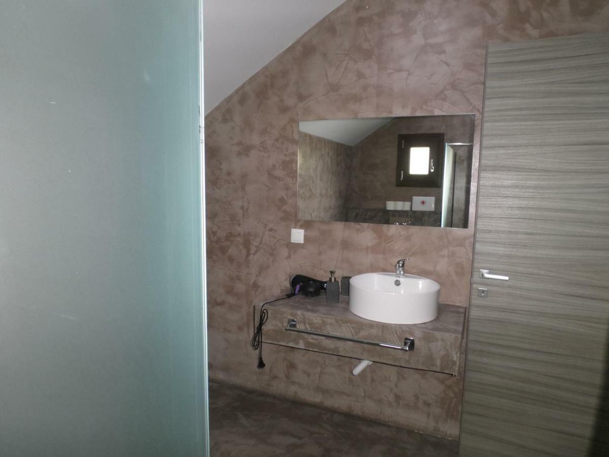 Armonia Apartment Potos Esterno foto